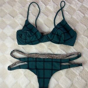 Acacia Swimwear Seaweed/ Storm Stitch Bikini Set M